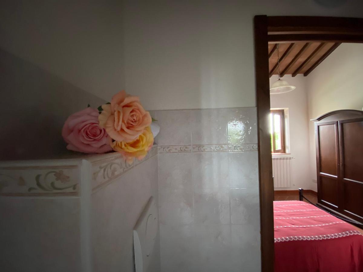 Masso Alle Rose Di Santarsiero Serena Montaione Εξωτερικό φωτογραφία